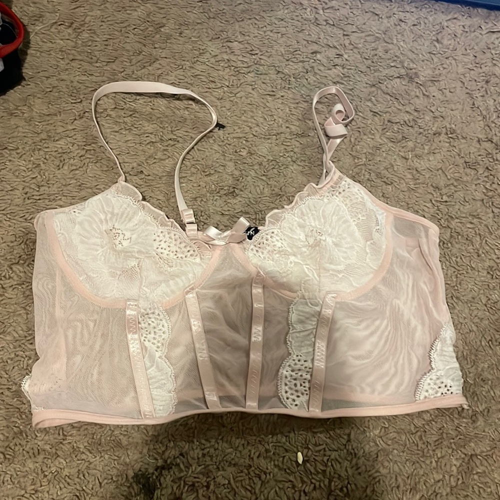 pink tank